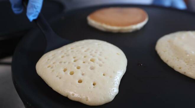 Dopo wurstel e tramezzini al salmone ora c’è il rischio listeria anche nei pancake