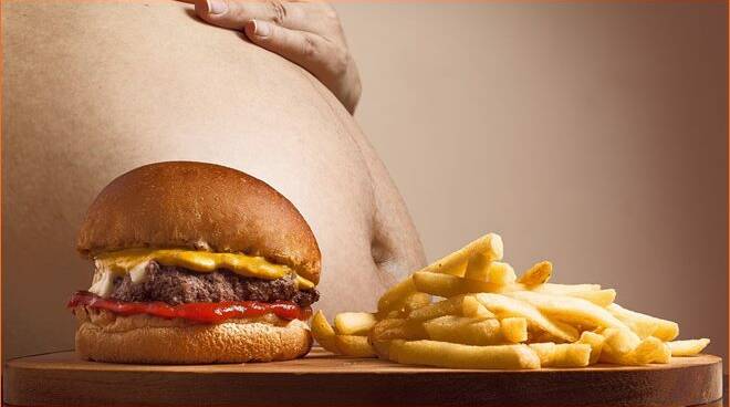 Giornata Mondiale contro l’Obesità 2022: l’11 ottobre per mangiare e vivere in modo sano