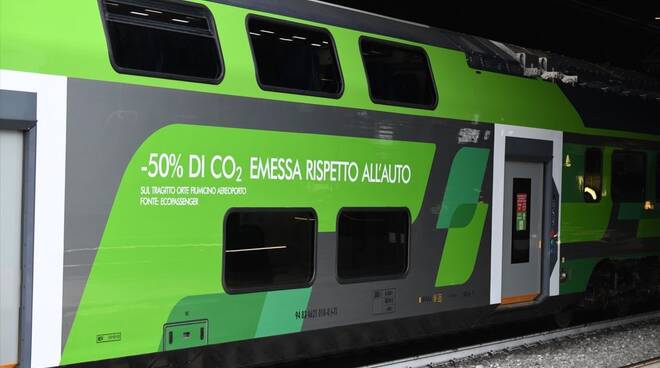Un nuovo treno per l’aeroporto di Fiumicino: è il Rock Green di Trenitalia
