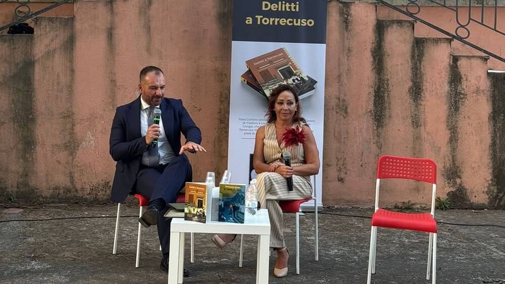 Annamaria Venere presenta “Delitti a Torrecuso” nel borgo che ha ispirato il il capolavoro del noir contemporaneo