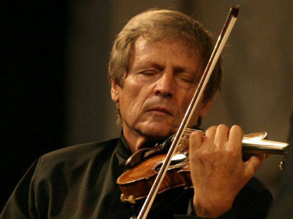 Ostia, il violinista Uto Ughi in concerto a piazza Anco Marzio